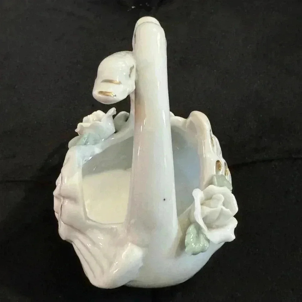 Vintage Swan Basket Cottagecore Ceramic Decor Grannycore Trinket 90’s Birds - Picture 5 of 11